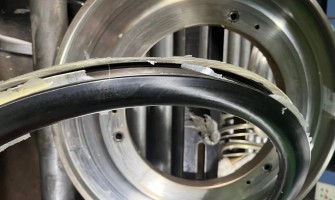 Paintless carbon rim